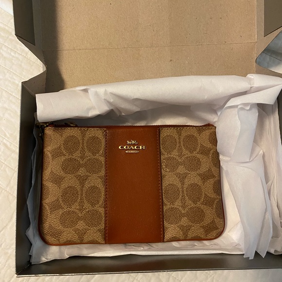 Coach small wristlet - Picture 5 of 8